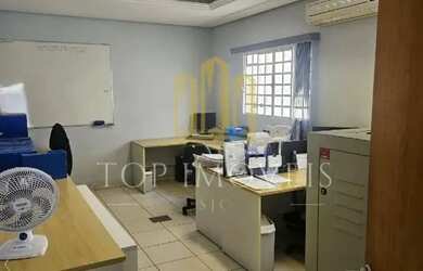 Imagem 6: Magnifica casa comercial cinco salas copa e banheiros no melhor da vila Adyana