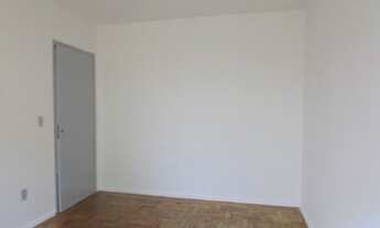 Imagem 3: Apartamento térreo com 2 quartos em São Sebastião - Porto Alegre - RS