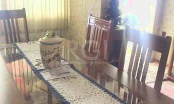 Imagem 6: CASA COM 03 DORMITÓRIOS E GARAGEM, NO BAIRRO PETRÓPOLIS