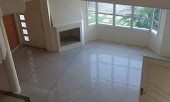 Imagem 6: Linda e ampla casa cercada de muito verde