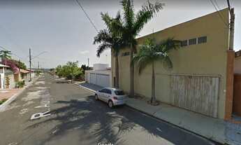 Imagem 2: Imóvel com 193 m2 de construção - Jardim Marcia - Agudos