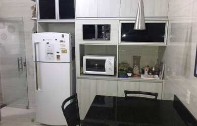 Imagem 4: Casa com 3 Quartos e 3 banheiros à Venda, 200 m²