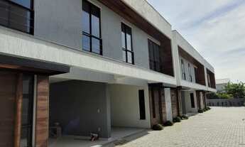 Imagem 2: Casa para venda tem 103 metros quadrados com 2 quartos em Ambrósio - Garopaba - SC