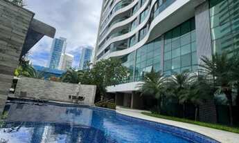 Imagem 2: Maria Olívia Andar alto