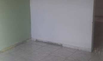 Imagem 7: Alugo casas - Escada - R$ 400,00