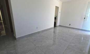 Imagem 2: Excelente casa geminada com 3 quartos sendo 1 su?te , 1 vaga