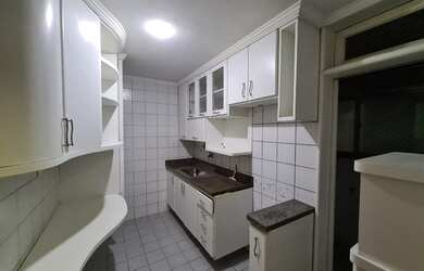 Imagem 5: Apartamento para venda tem 80 metros quadrados com 3 quartos em Jardim Camburi - Vitória