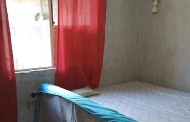 Imagem 3: Casa com quintal e garagem