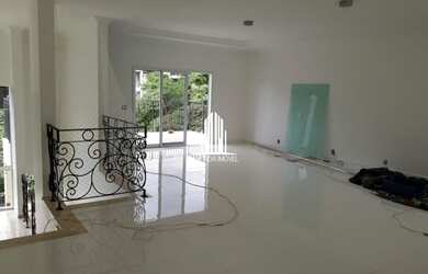 Imagem 4: Casa à venda no condomínio Tarumã em Santana de Parnaíba com 4 suítes