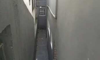 Imagem 2: Casa 2 dormitórios(excelente localização em Taboão da Serra SP