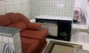 Imagem 5: Casa de fundo 1 pessoa