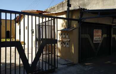 Imagem 4: Casa para venda tem 450 metros quadrados com 9 quartos no bairro São Francisco - Goiânia