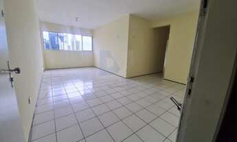 Imagem 3: Apartamento para Venda em Recife, Boa viagem, 3 dormitórios, 1 suíte, 2 banheiros, 1 vaga