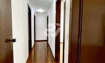 Imagem 6: Apartamento para venda tem 240 metros quadrados com 4 quartos