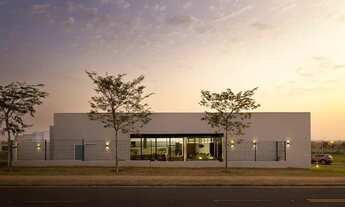 Imagem 5: Casa de condomínio térrea para aluguel possui 250 metros quadrados com 3 quartos