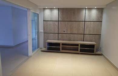 Imagem 5: Casa de condomínio sobrado para venda tem 375 metros quadrados com 4 quartos