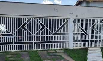 Imagem 1: Casa para aluguel com 237 metros quadrados com 3 quartos em Centro - Piracicaba - SP