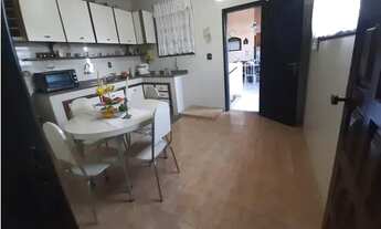 Imagem 2: Imóvel Comercial em Niterói, bairro Itaipu, 3 dormitórios, sendo 1 suíte, 6 banheiro, 2 va