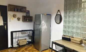 Imagem 2: Excelente apartamento de quarto e sala em Botafogo. Imóvel reformado, trata-se de um conju
