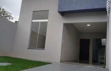 Imagem 3: Casas próxima ao Flamboyant, Paço Municipal, Assembleia Legislativa