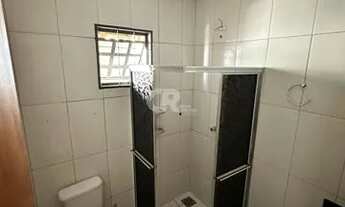 Imagem 6: Casa à Venda Com 3 Quartos, 2 Banheiros, 2 Vagas e 70m² por R$ 298.000,00