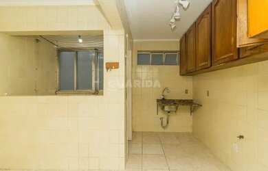 Imagem 5: Apartamento de 3 dormitórios no bairro Higienópolis, com VAGA COBERTA DUPLA E CHURRASQUEIR