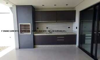 Imagem 3: Casa Alto Padrão para Venda em Maringá, JARDIM ALVORADA, 3 dormitórios, 1 suíte, 2 banhei