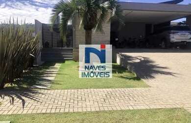 Imagem 4: Alphaville casa térrea, piscina, 4 suítes, cozinha com ilha, segurança, portaria, lazer