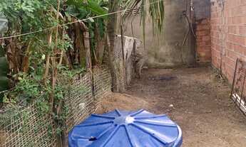 Imagem 14: Casa aconchegante com varanda e quintal