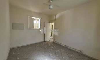 Imagem 5: Alugo casa na Av. Heitor Beltrão, 4 quartos, 2 banheiros, próximo a Praça Afonso Pena