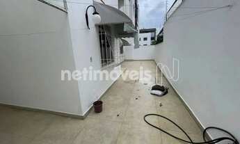 Imagem 3: Otima área privativa com tres quartos a 100 metros da Av. Contagem!!!