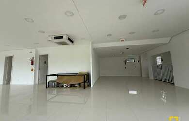 Imagem: Terreno Comercial em Santo Antônio De Lisboa