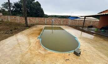 Imagem 3: Casa térrea com 4 quartos e quintal em ótima localização