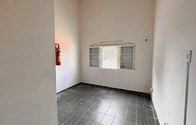 Imagem 5: SALA COMERCIAL NA 108 SUL (ARSE 13) COM 4 SALAS E SALA COM ESTRUTURA DE COFRE