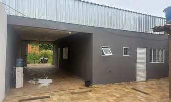 Imagem 2: CASA PÚBLICA, 2 QUARTOS 2 SUÍTES, C/ PISCINA E CHURRASQUEIRA, REFORMADA, REGIÃO IMPERIAL E