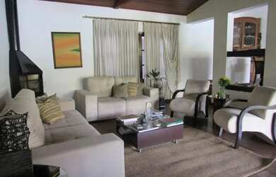 Imagem 2: Casa à venda em Santana de Parnaíba, Alphaville, com 4 quartos, com 358 m², Residencial Tr