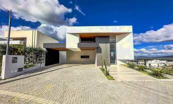 Imagem: EXCELENTE CASA COM 4 SUÍTES DISPONÍVEL