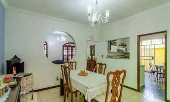 Imagem 7: Casa à Venda - Sagrada Família, 8 Quartos, 458 m2