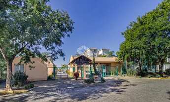 Imagem 7: Apartamento de 2 dormitórios e 1 vaga de garagem, no bairro Humaitá, em Porto Alegre