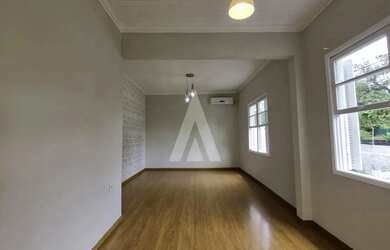 Imagem 4: Casa residencial no Bairro América com 3 quartos, 1 vaga de garagem com entrada compartilh