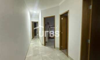 Imagem 6: 0 - Casa 3 quartos, sendo 1 suíte