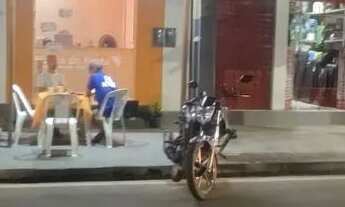 Imagem: Vendo casa em área comercial aceito proposta