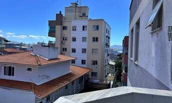 Imagem 2: Excelente Apto de 2 dorm. Praia Comprida, há 500 metros da Beira Mar de São José