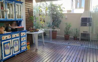 Imagem 2: Casa Aconchegante e Mobiliada com 3 Suítes, em Localização Privilegiada, à Venda, Campeche