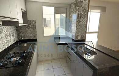 Imagem 4: Apartamento com sala integrada à cozinha, armários planejados, 2 quartos