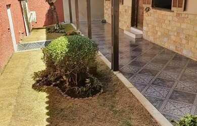 Imagem 3: Casa em Rua Ipê - Colonial - Contagem/MG