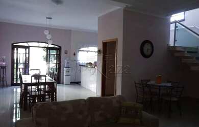 Imagem 5: Casa- Sobrado - Jacareí - Villa Branca - 4 Dormitórios - 190m²