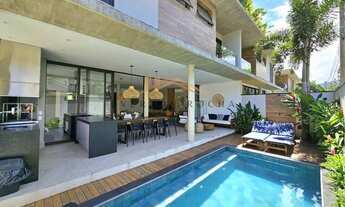 Imagem 6: Temporada - Casa de condomínio com 4 suítes, piscina e jacuzzi para venda