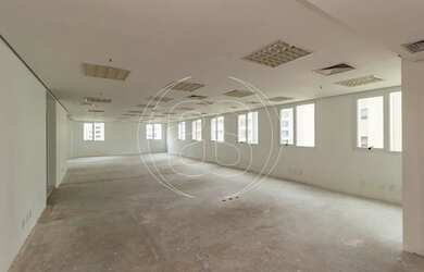 Imagem 3: Sala comercial para locação em Moema Pássaros, com 140m², 5 vagas e 5 salas!