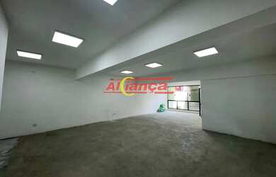 Imagem 6: Prédio Comercial recém construído, apenas 300 m da Av Paulo Faccini- Vila Camargo/ Guarulh